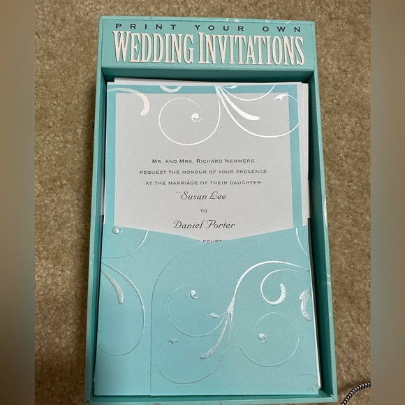 Peter Pauper Press Inc. Blue Elegance Wedding Deluxe Imprint-able Invitation Kit - Picture 1 of 6